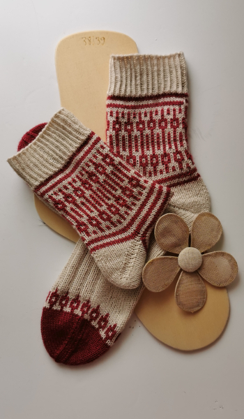 Socke Lilly